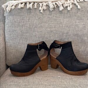 Black free people Leather Women's Clogs